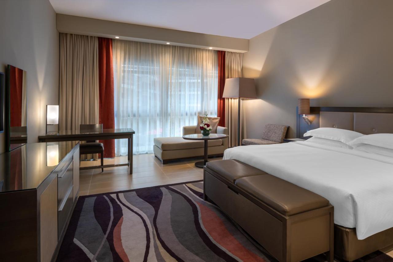 Park Arjaan by Rotana, Abu Dhabi Aparthotel Bagian luar foto