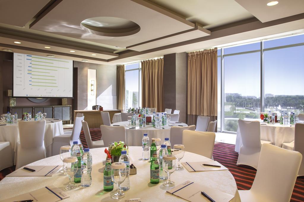 Park Arjaan by Rotana, Abu Dhabi Aparthotel Bagian luar foto